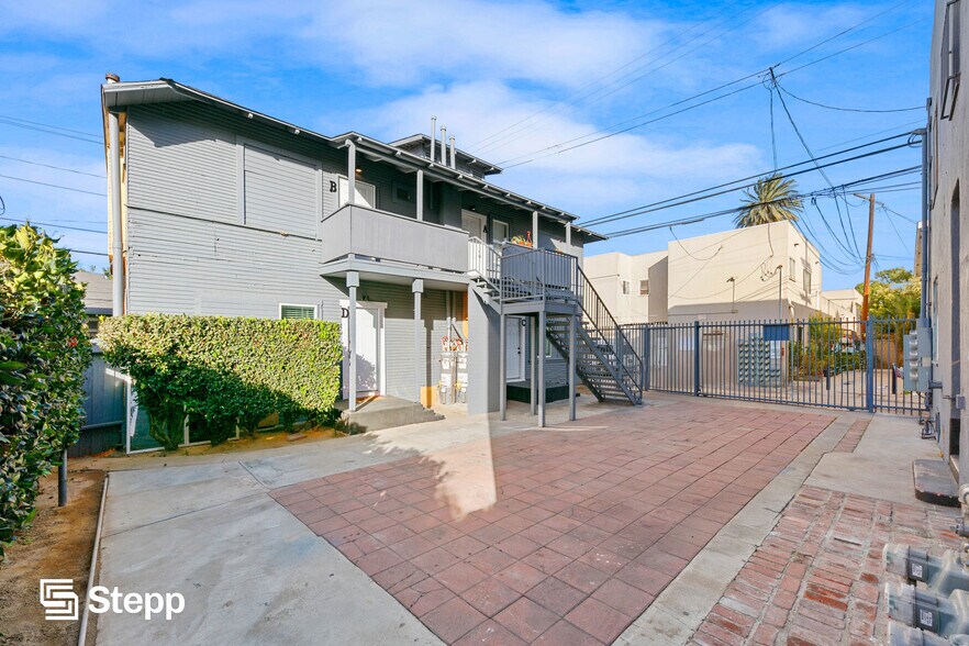More Photos Of 721 E 7th St, Long Beach Apartments For Sale
