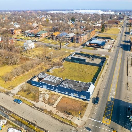 More Photos Of 10307 Mack Ave, Detroit Freestanding For Sale