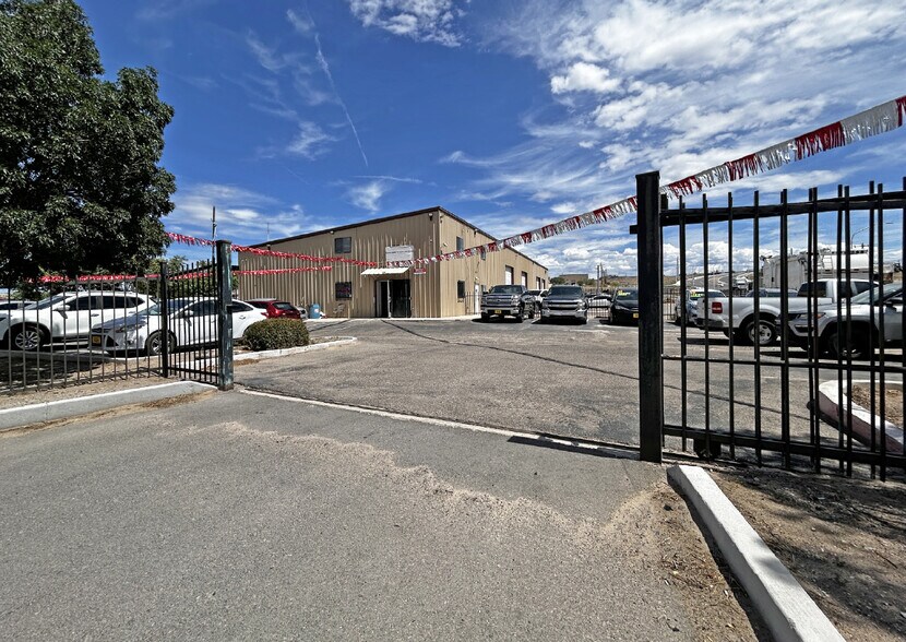 More Photos Of 3024 Broadway Blvd SE, Albuquerque Warehouse For Sale