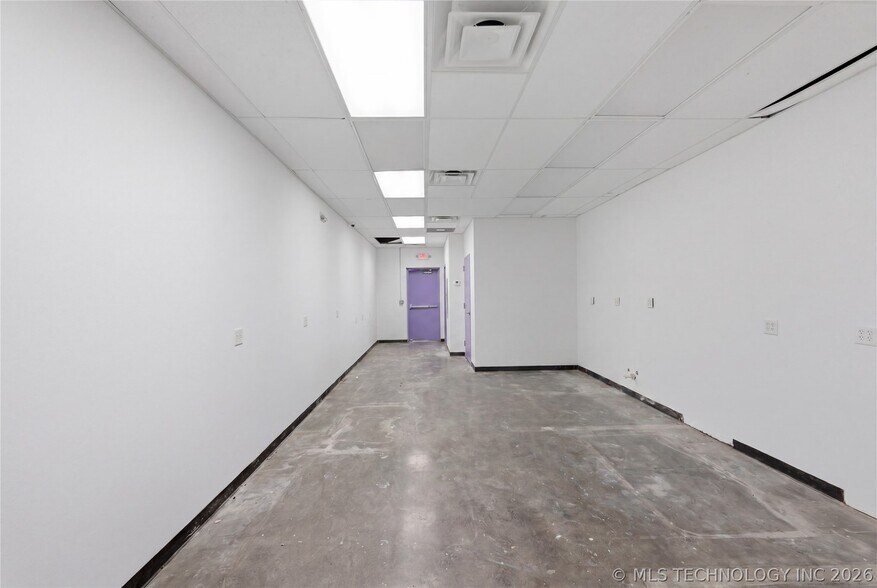 More Photos Of 6151 E Tecumseh St, Tulsa Restaurant For Sale