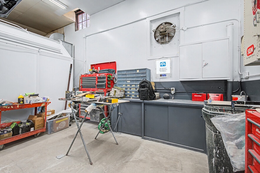 More Photos Of 298 Village St, Medway Warehouse For Sale