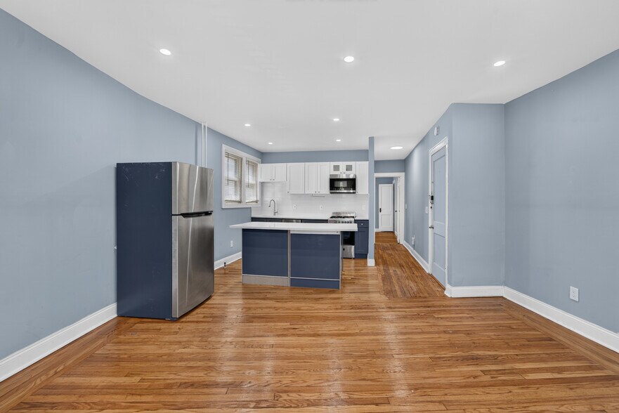 More Photos Of 328 Western ave, Albany Apartments For Sale