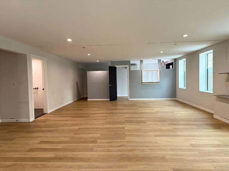 More Photos Of 990 Woodycrest Ave, Bronx Loft Creative Space For Lease