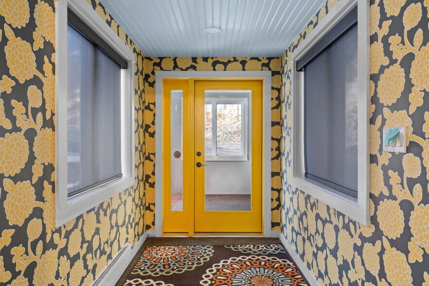 More Photos Of 661-667 NY-28, Kingston General Retail For Sale