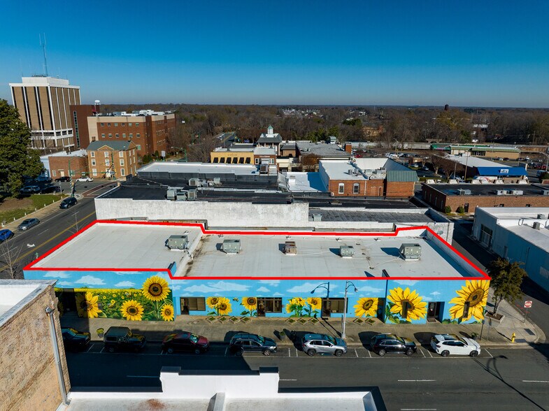 More Photos Of 300 N Hayne St, Monroe Office For Sale