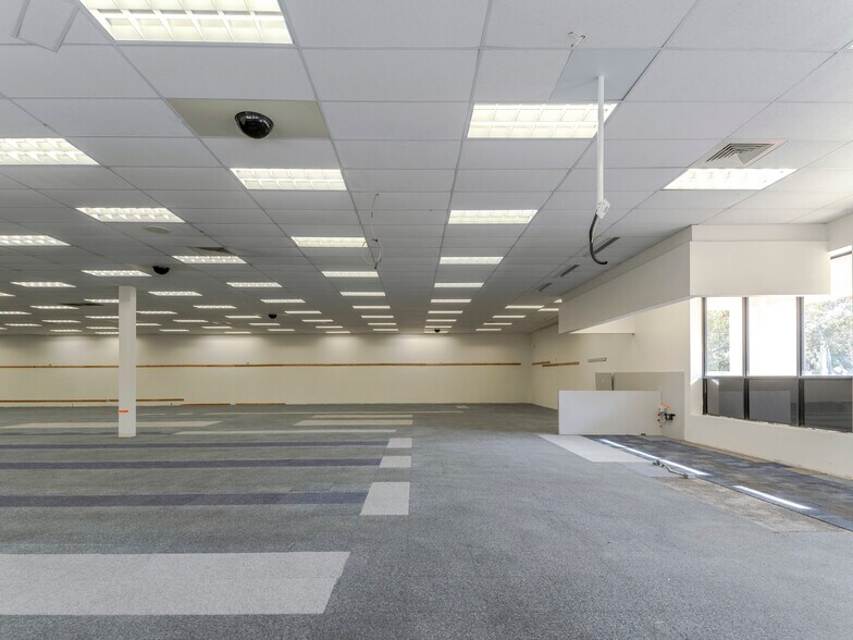 More Photos Of 6980 W Commercial Blvd, Lauderhill Drugstore For Sale