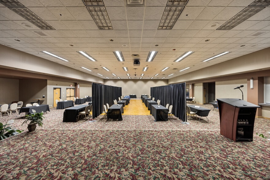 More Photos Of 2540 Park Ave, Minneapolis Schools For Sale