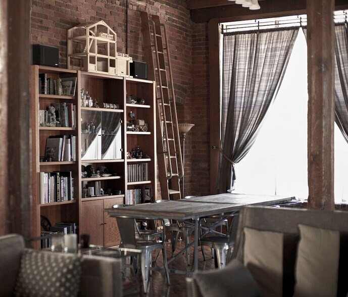 More Photos Of 310 E Third St, Winston-Salem Office Residential For Sale