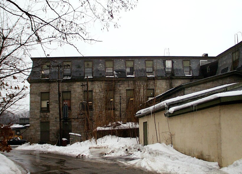 More Photos Of 30 Main St, Ashland Office For Lease