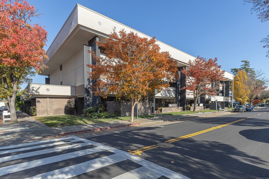 Primary Photo Of 1700 2nd St, Napa Office Residential For Lease