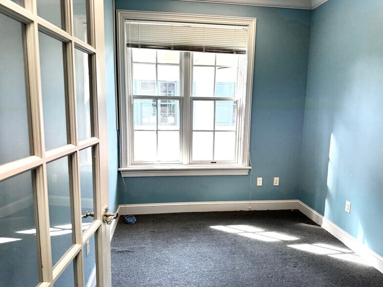More Photos Of 4 Dunmore Ct, Hilton Head Island Medical For Sale