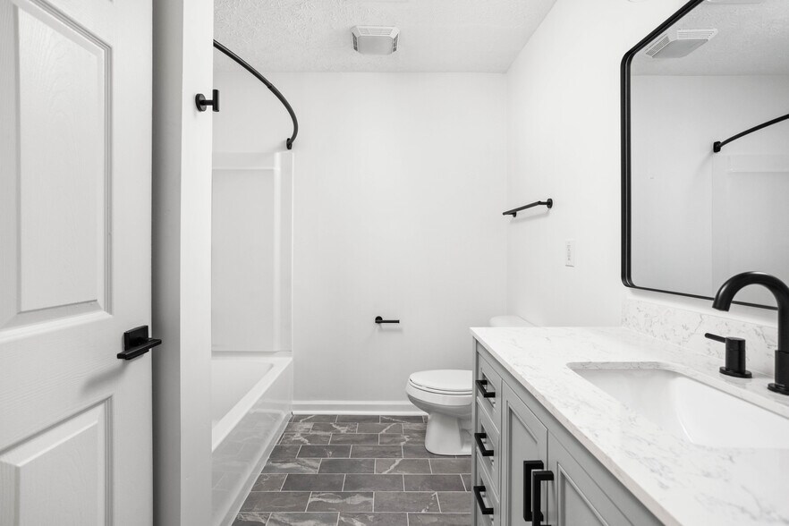 More Photos Of 3821 Central Ave, Indianapolis Apartments For Sale