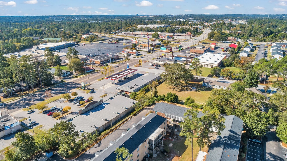 More Photos Of 3221 Wrightsboro Rd, Augusta Freestanding For Lease