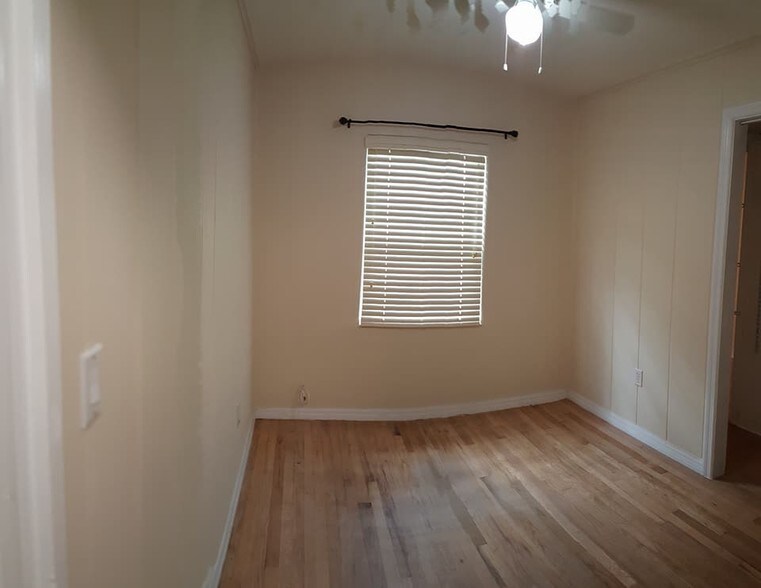 More Photos Of 928 Myrtle Ave, Melbourne Office Residential For Lease