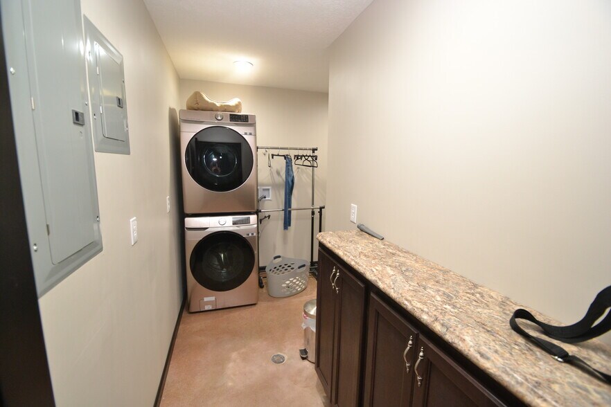 More Photos Of 3247 E State Road 28, Tipton Warehouse For Sale