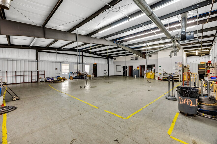 More Photos Of 1123 N Utica Ave, Tulsa Warehouse For Sale