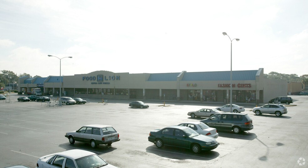 More Photos Of 926-968 Arlington Rd N, Jacksonville Unknown For Lease