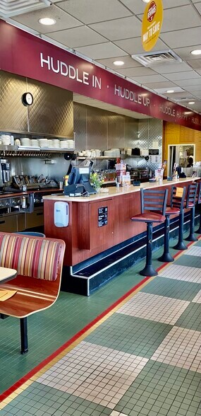 More Photos Of 1547 Armory Dr, Franklin Restaurant For Sale