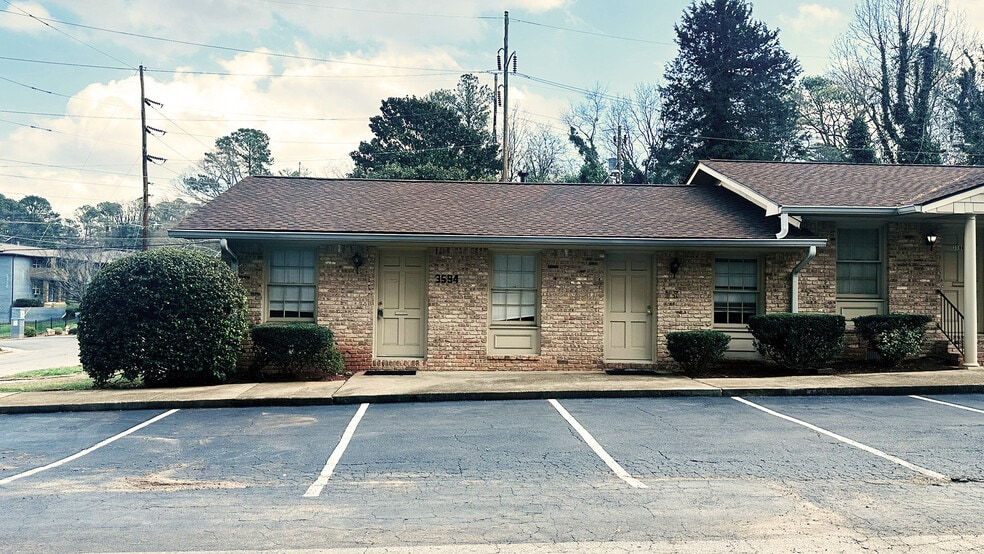 More Photos Of 3594 Old Chamblee Tucker Rd, Atlanta Medical For Lease