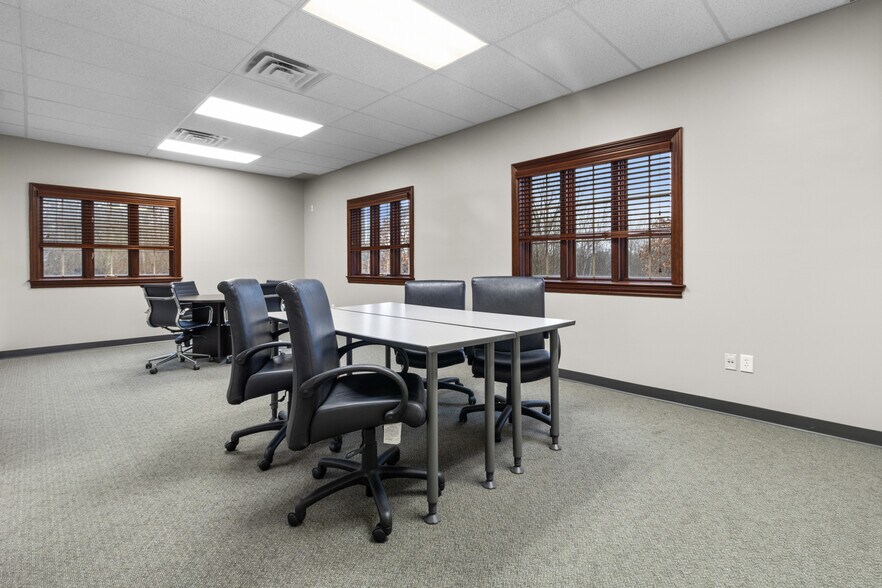 More Photos Of 695 Pro Med Ln, Carmel Medical For Sale