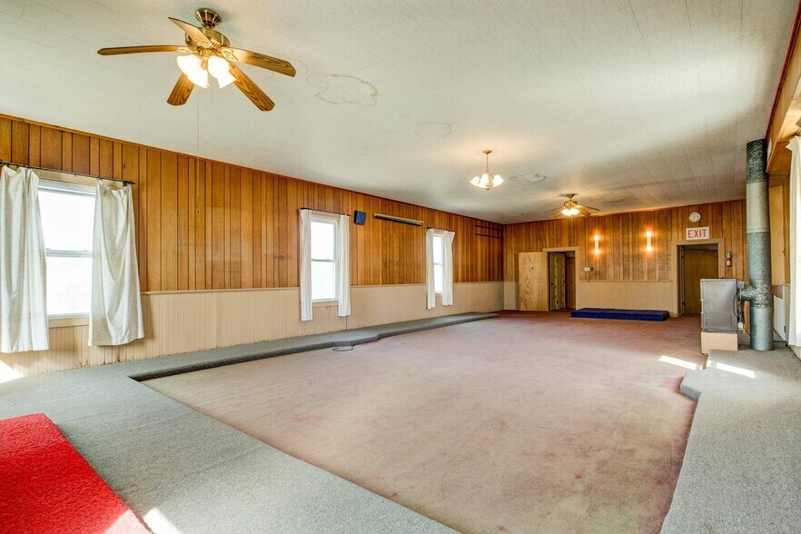More Photos Of 7672 S Shingle Rd, Shingle Springs General Retail For Sale