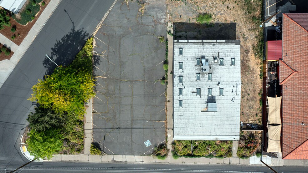 More Photos Of 1776 Washburn Way, Klamath Falls Medical For Sale