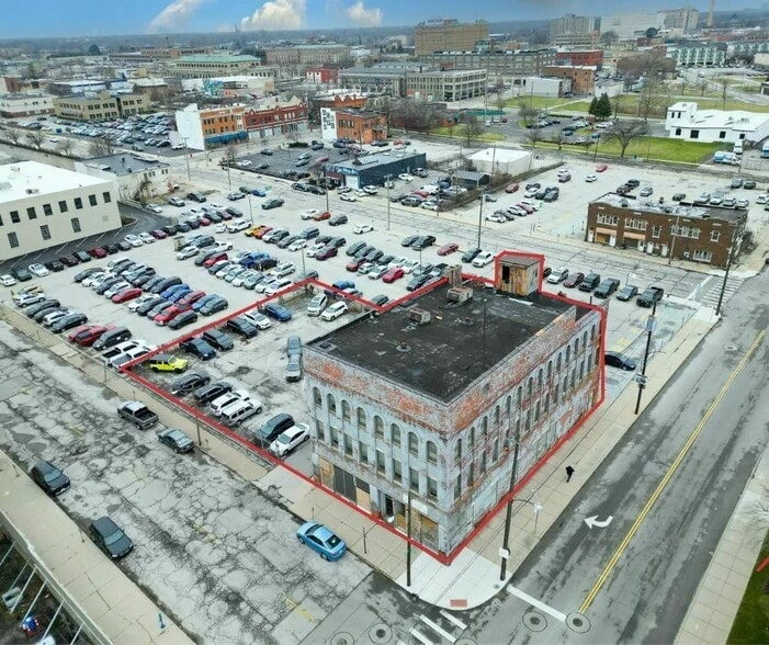 Primary Photo Of 443 10th St, Toledo Office For Sale