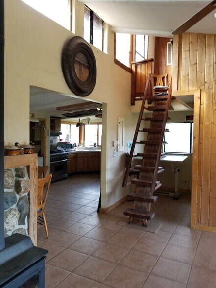 More Photos Of 19019 Mines Rd, Livermore Self Storage For Sale