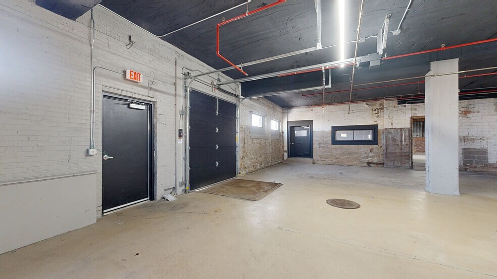 Primary Photo Of 600-610 Montgomery St, Saint Paul Warehouse For Lease
