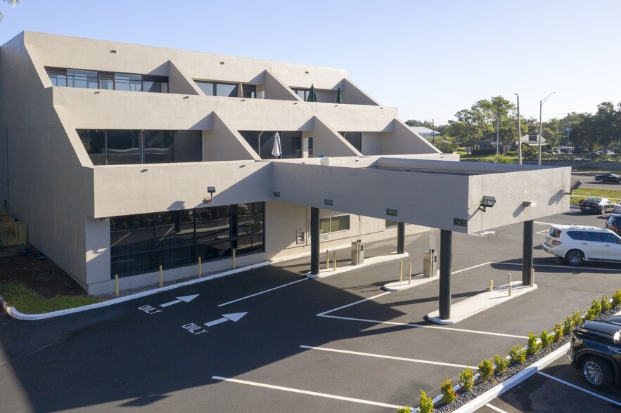 More Photos Of 34650 N US Highway 19, Palm Harbor Office For Lease