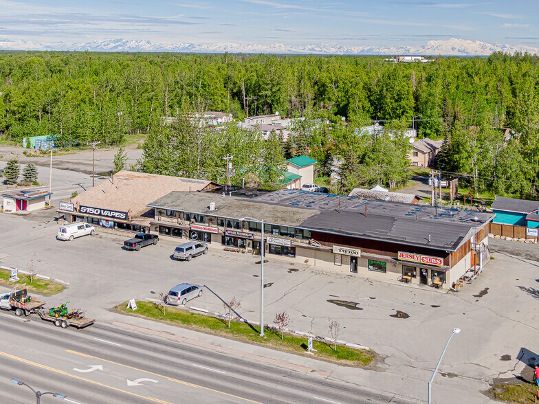 More Photos Of 44224 Sterling Hwy, Soldotna Storefront For Sale