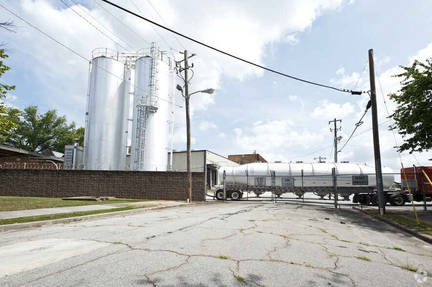 More Photos Of 165 Bailey St SW, Atlanta Warehouse For Sale