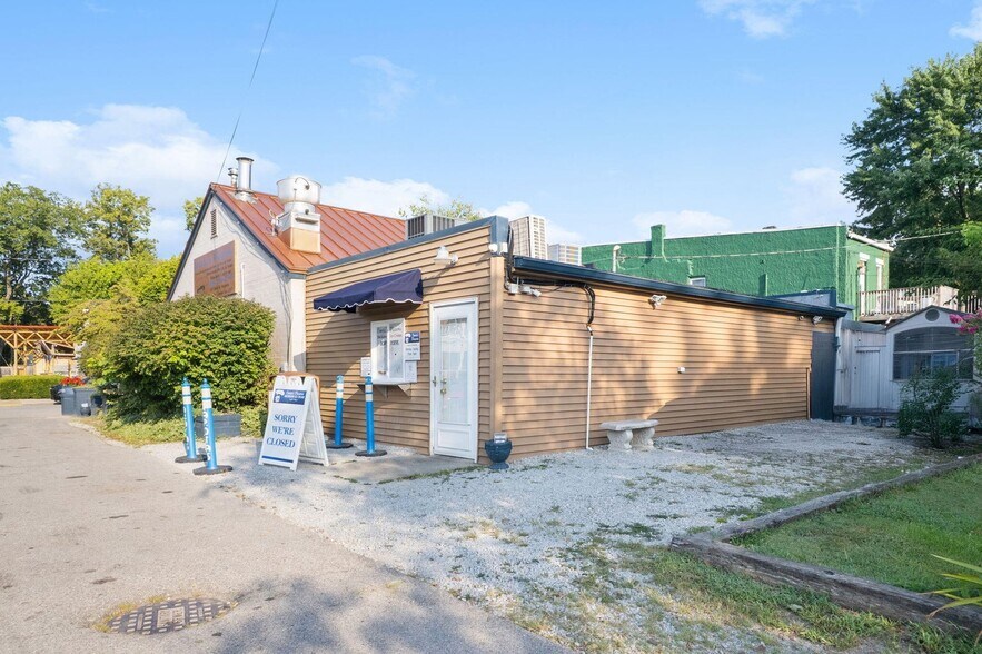 More Photos Of 115 Main St, Augusta Restaurant For Sale