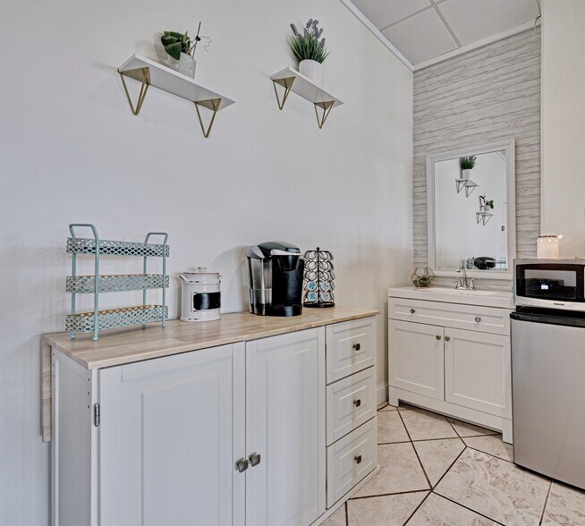 More Photos Of 4600 Ocean Dr, Corpus Christi Apartments For Sale