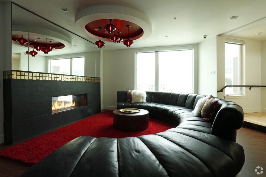 More Photos Of 2020 E Madison St, Seattle Apartments For Lease