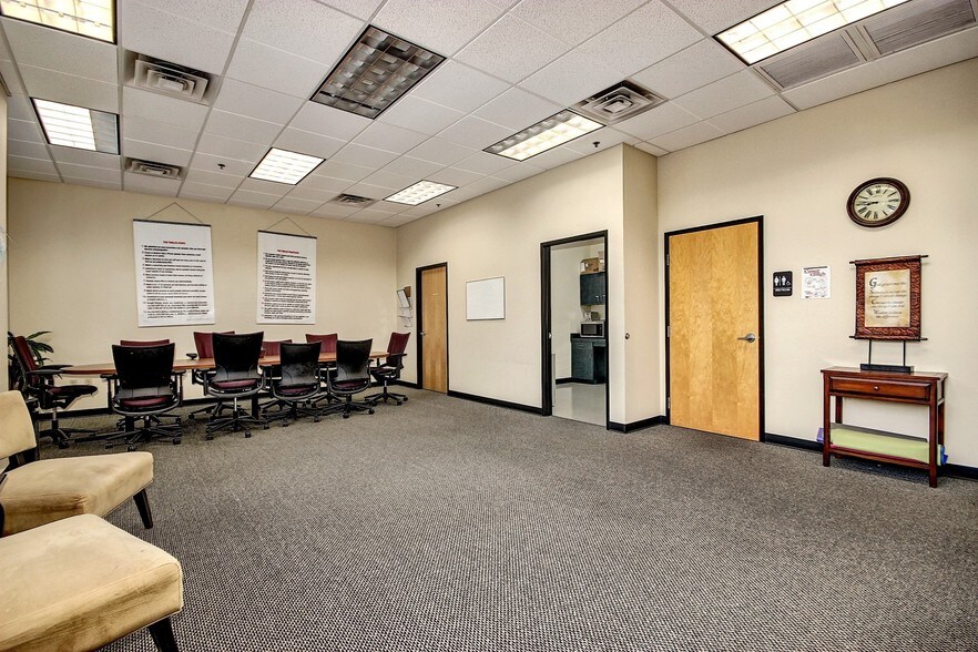 More Photos Of 6262 E Broadway Rd, Mesa Medical For Sale