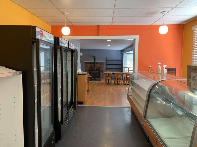 More Photos Of 7892 Stonewall Jackson Hwy, Front Royal Restaurant For Sale