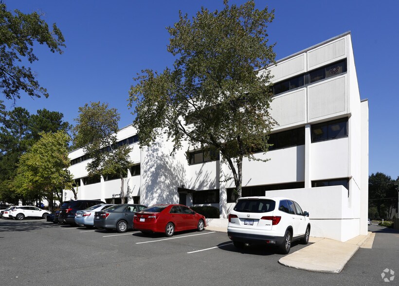 More Photos Of 100 E Six Forks Rd, Raleigh Office For Lease