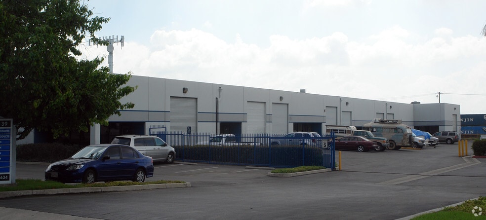 More Photos Of 5159 Brooks St, Montclair Unknown For Lease