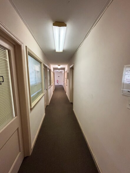 More Photos Of 400 Stenton Ave, Plymouth Meeting Office For Sale