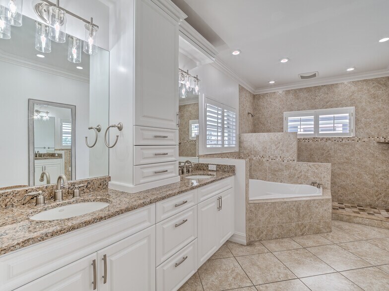 More Photos Of , Fort Myers Beach Specialty For Sale