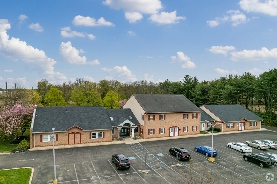 Primary Photo Of 1949 Marlton Pike E, Cherry Hill Medical For Lease