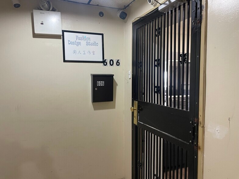 More Photos Of 33-70 Prince St, Flushing Multifamily For Sale