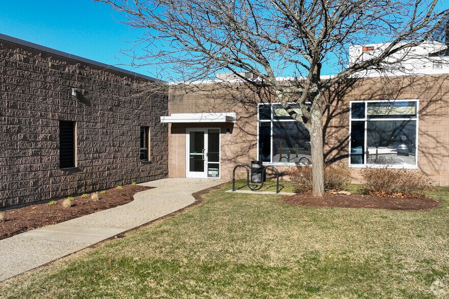 More Photos Of 200 Ballardvale St, Wilmington Office For Lease