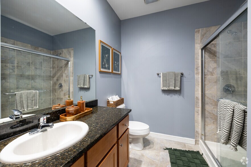 More Photos Of 3949 Lindell Blvd, Saint Louis Apartments For Lease