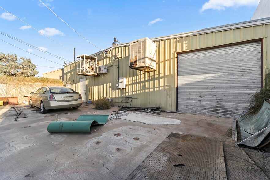 More Photos Of 9241 W Grand Ave, Peoria Industrial For Sale