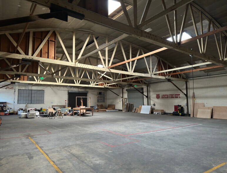 More Photos Of 725 Mateo St, Los Angeles Warehouse For Lease