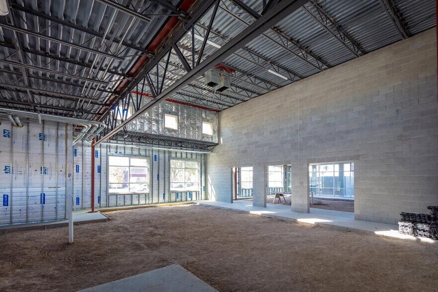 More Photos Of 2900 Central Ave SE, Albuquerque Freestanding For Lease