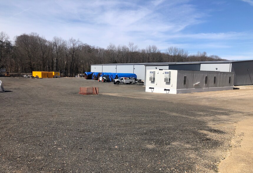 More Photos Of 29 Synan Rd, Fredericksburg Warehouse For Lease