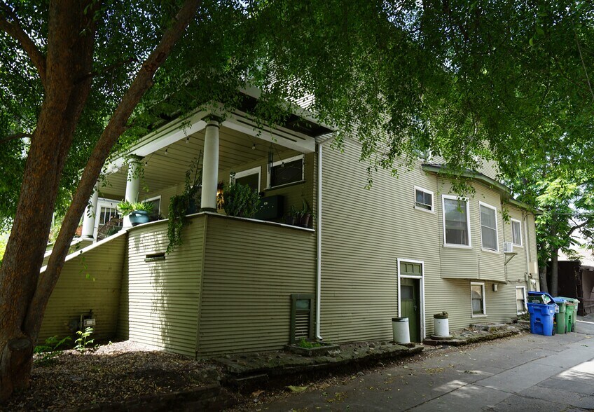 More Photos Of 1416 22nd St, Sacramento Apartments For Sale